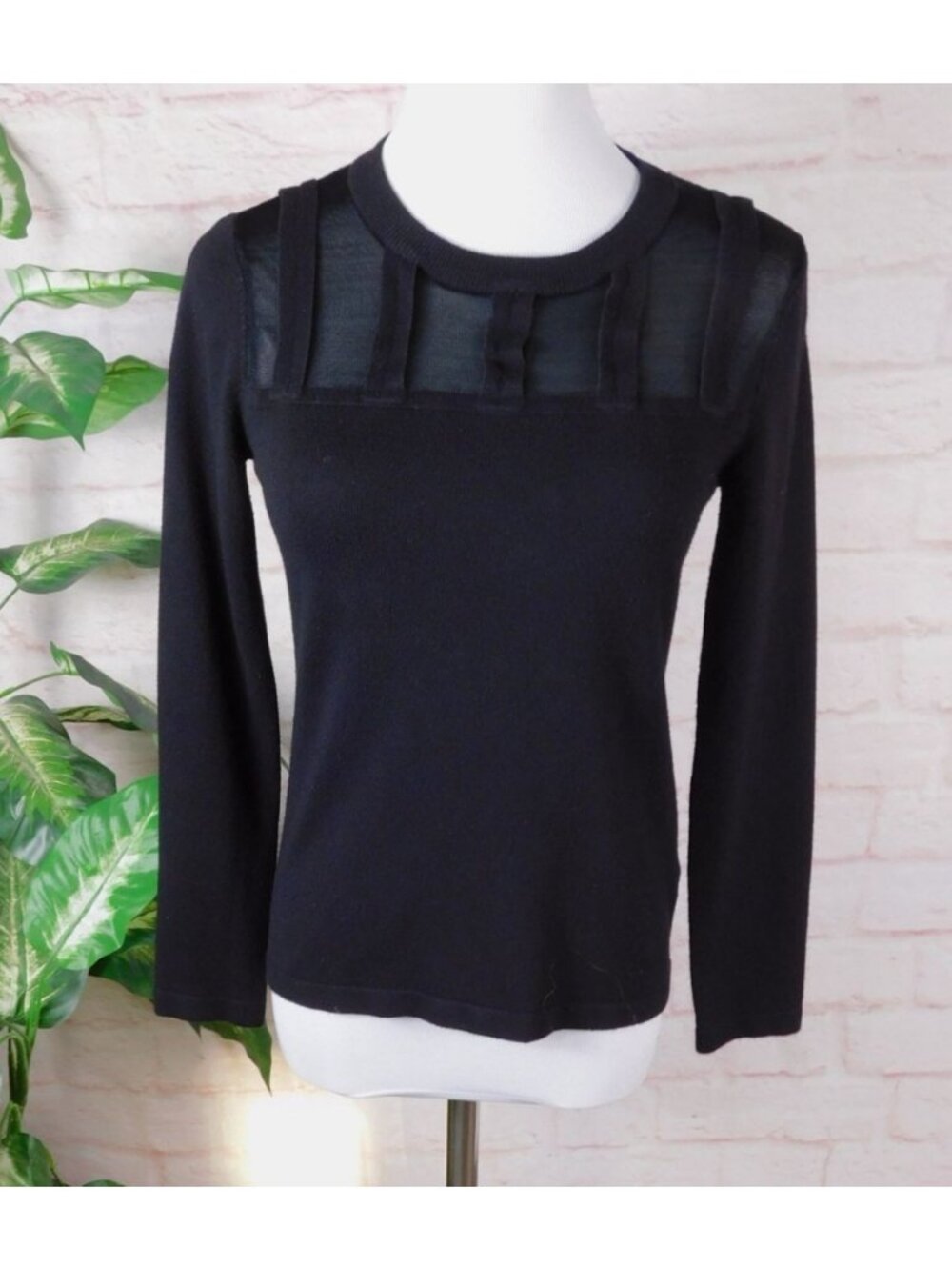 Carmen Marc Valvo Black Sheer Yoke Knit Top Long Sleeve Size S